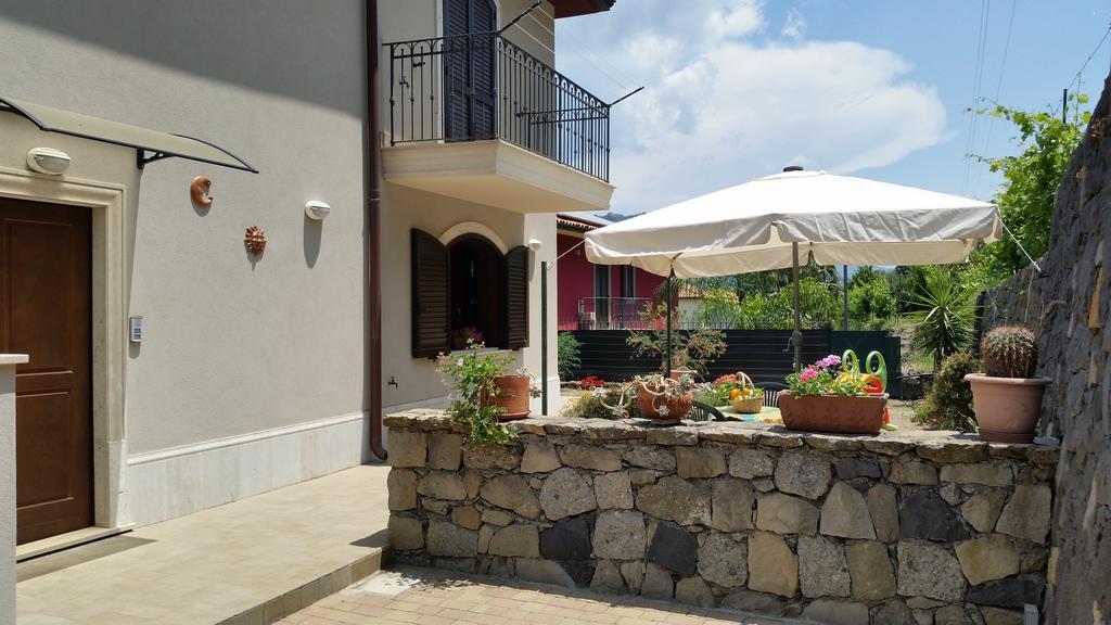 Casa Vacanze A Ravà Francavilla di Sicilia Camera foto